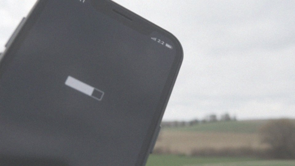 Jak tryb oszczędzania energii wpływa na zasięg telefonu?